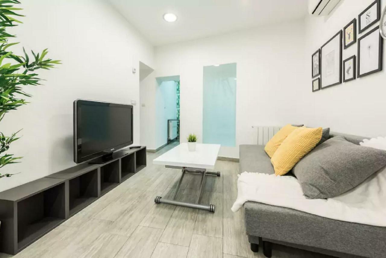 Tirso De Molina Apartment