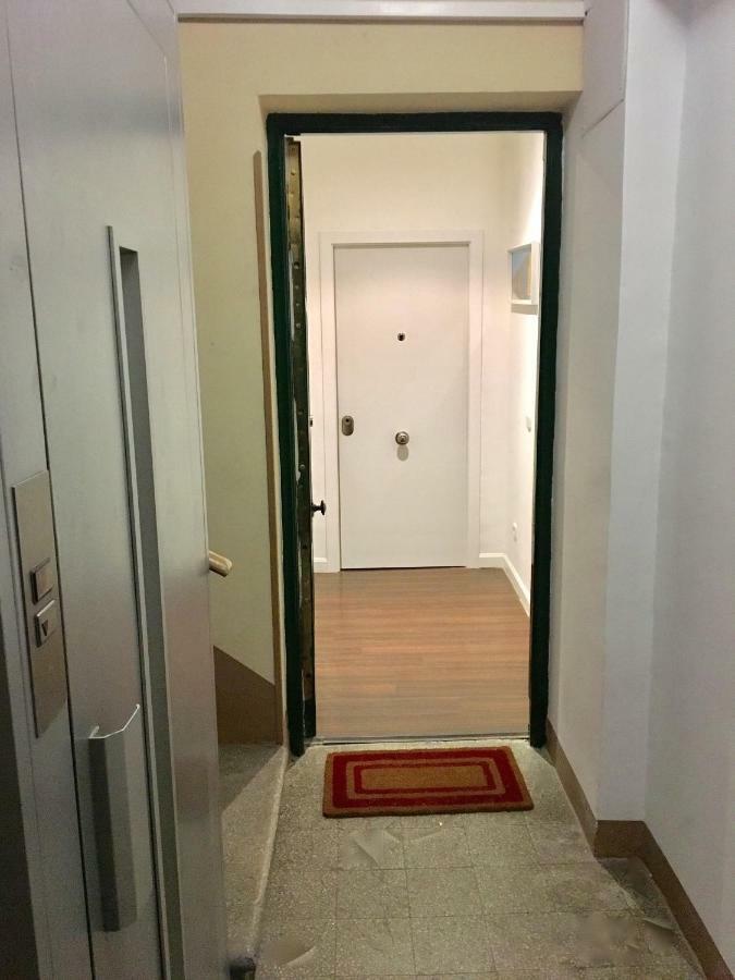 Smart Plaza De Las Cortes Apartment *