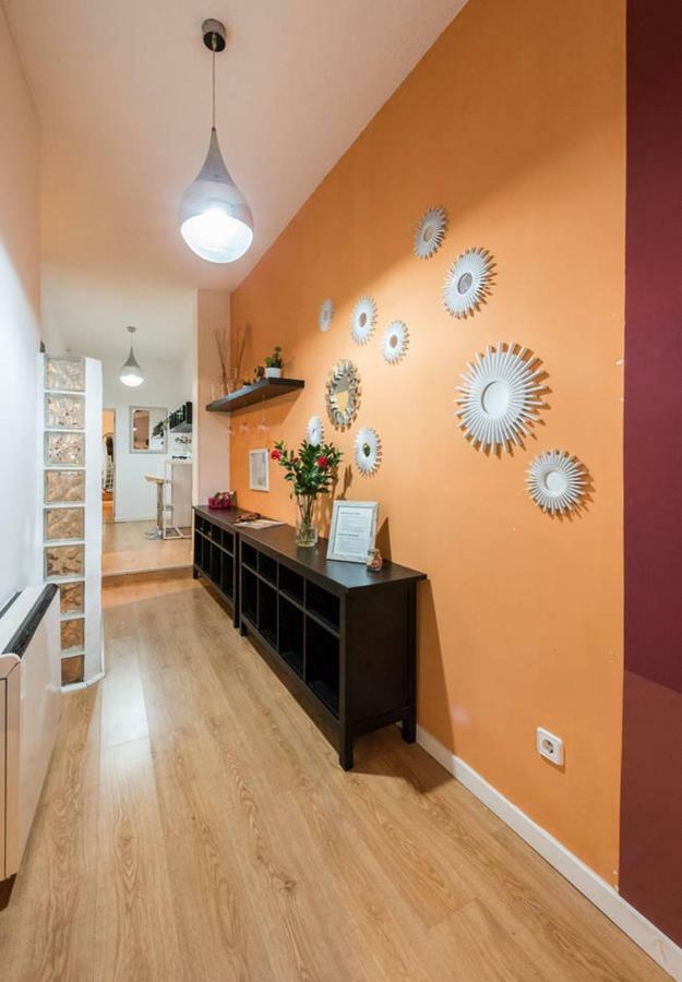 En Calle Tres Peces Apartment Madrid