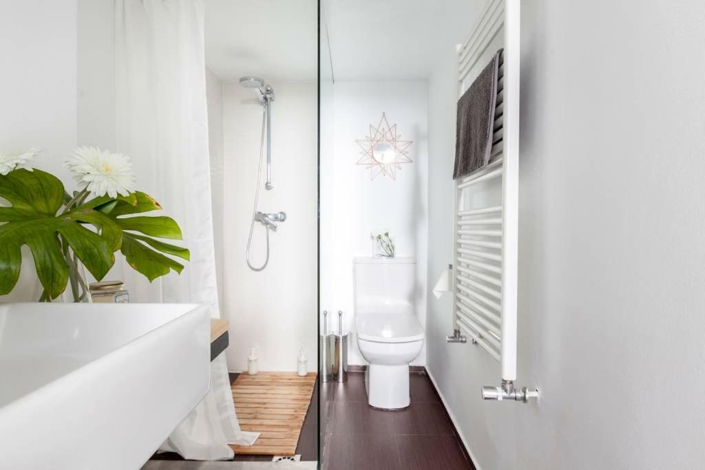 Modern Floor Loft At Malasana's Heart * Madrid