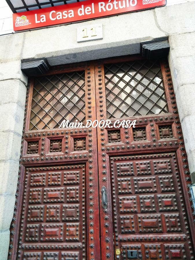 Casa Reina- Classical With Lift In Sol And Mayor Apartment