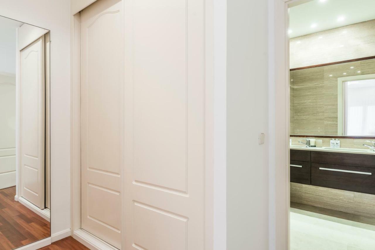 Bnbholder Majestic Atocha Station Apartment Madrid