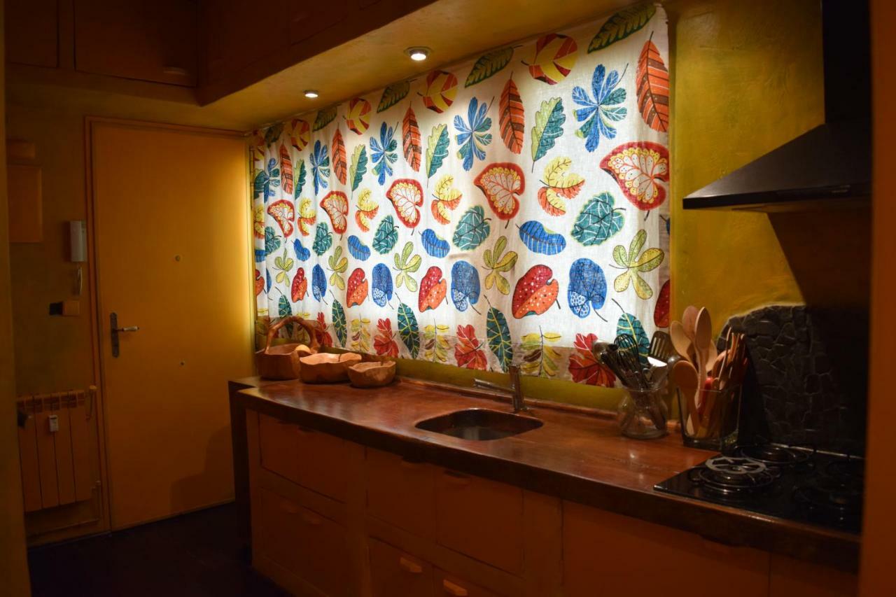 Alojamiento Silvie La Puce Homestay Madrid