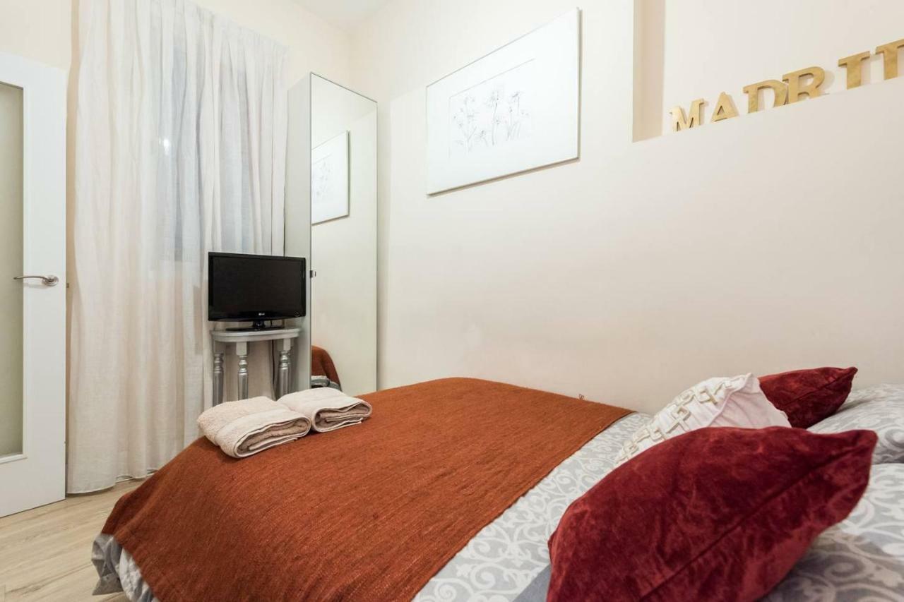Apartamento En Calle Relatores Madri