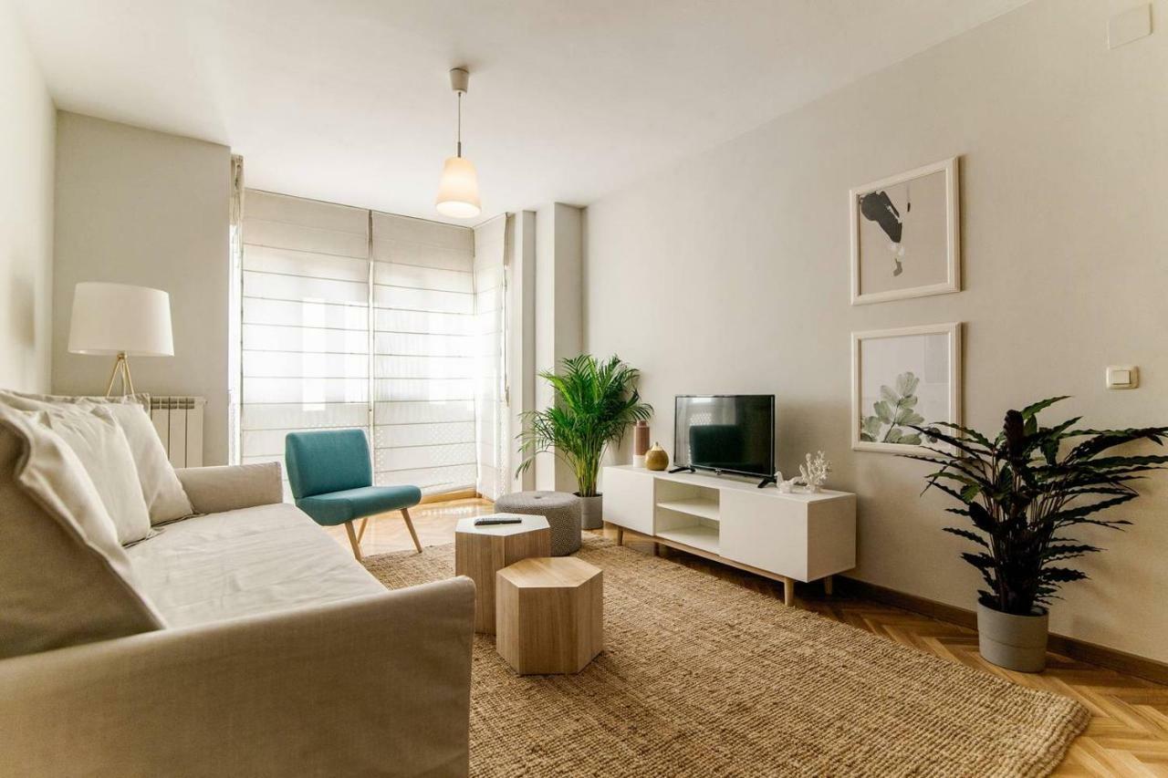 Bright Flat Parking/wanda Metropolitano/ Airport Apartment *