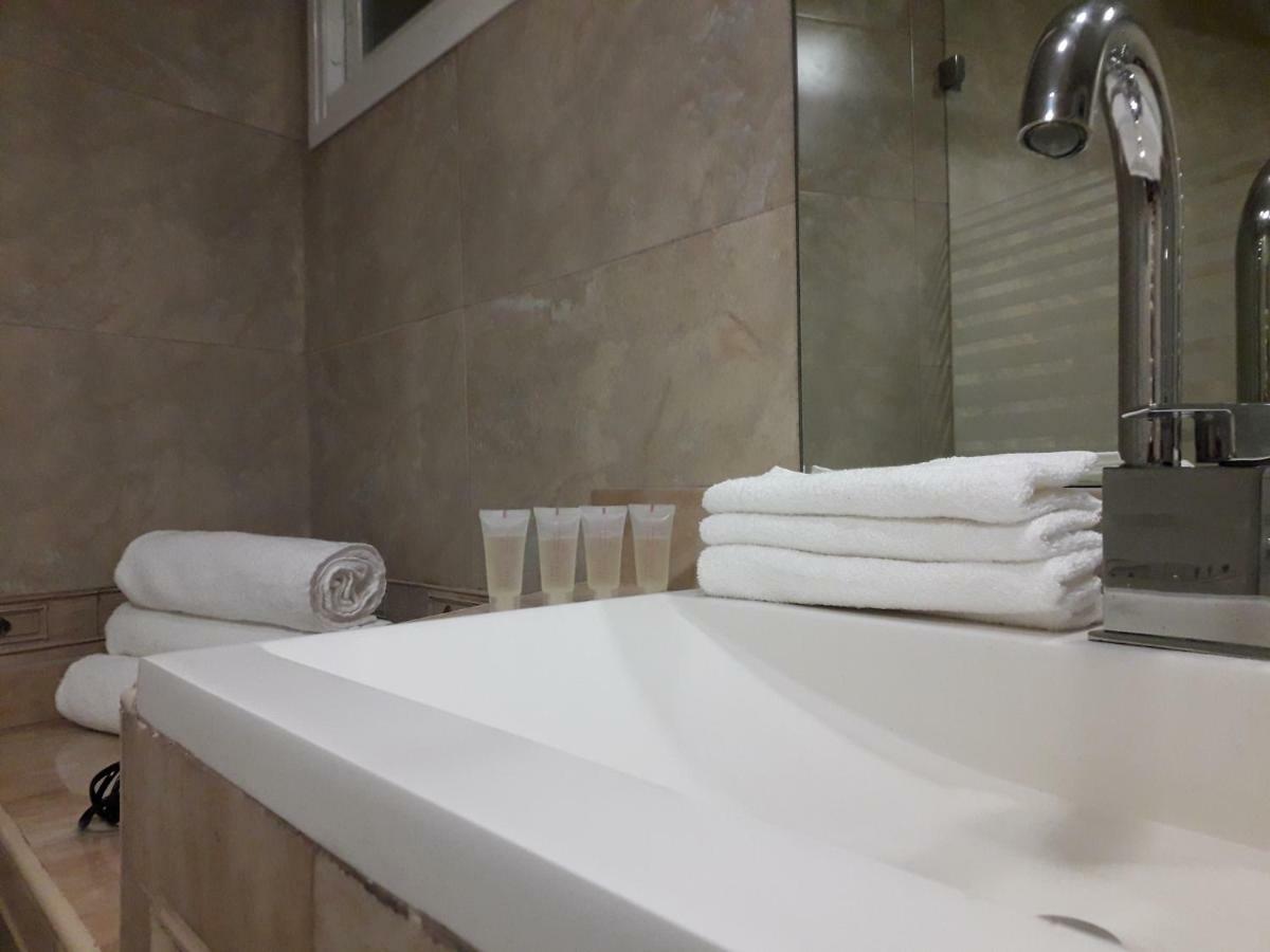Fuencarral Apartment *