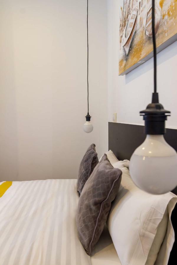 A&z Javier Cabrini Gasthof Madrid