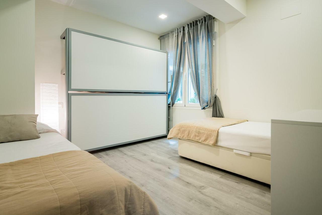 Exclusive Quietness In The Heart Of With Public Parking, Breakfast, 2 Bathrooms Apartment Madrid