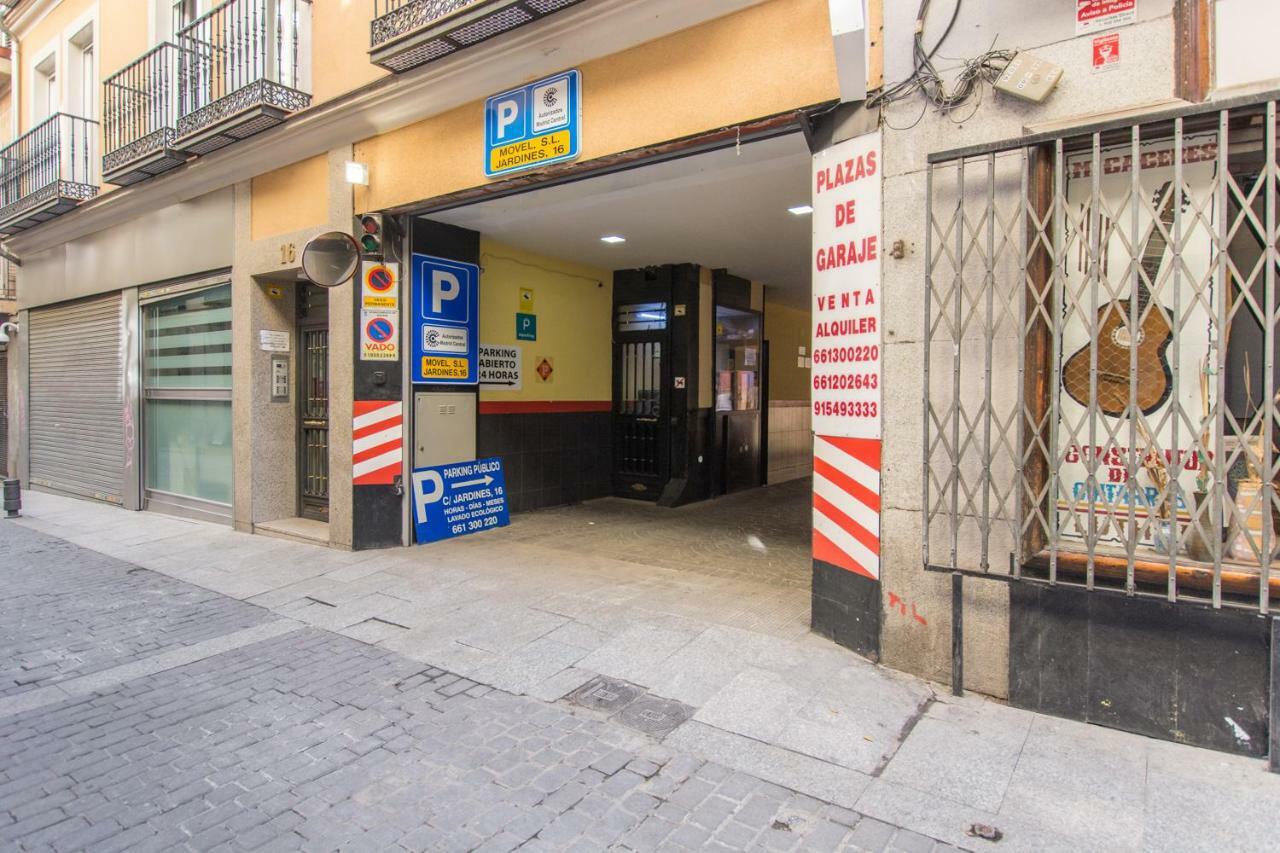 Apartment Plaza Callao, House Madrid