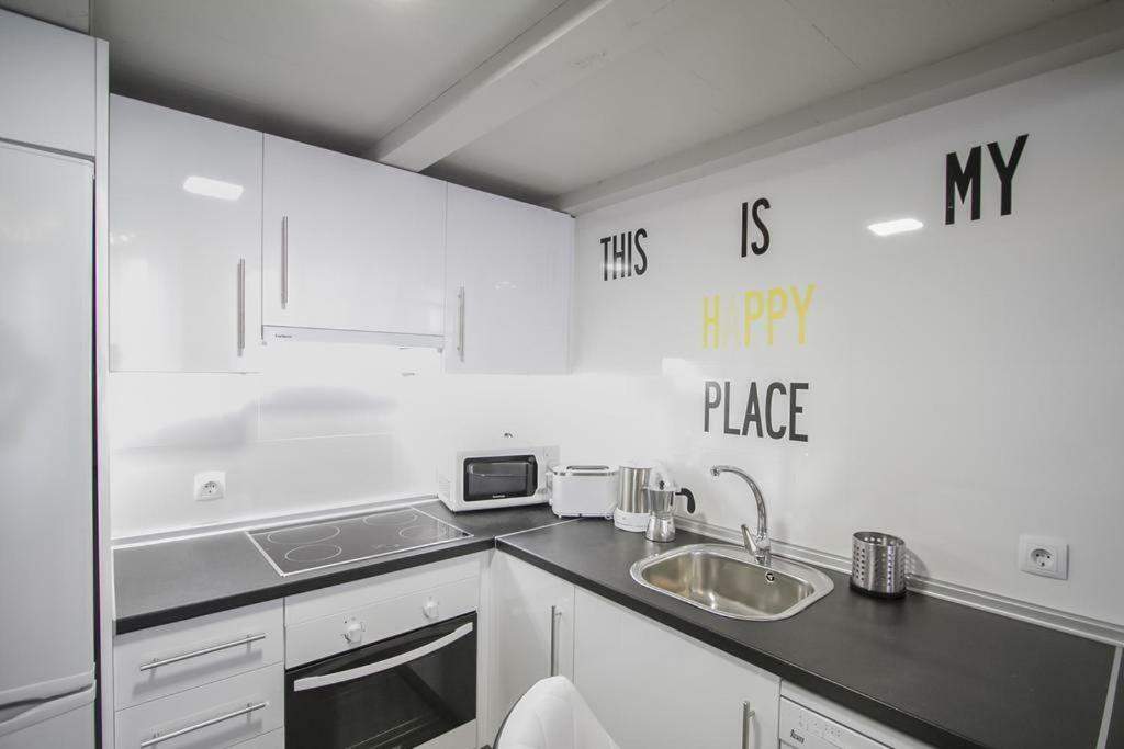 Apartamento Con Encanto En Sol-madrid#a Apartment Madrid