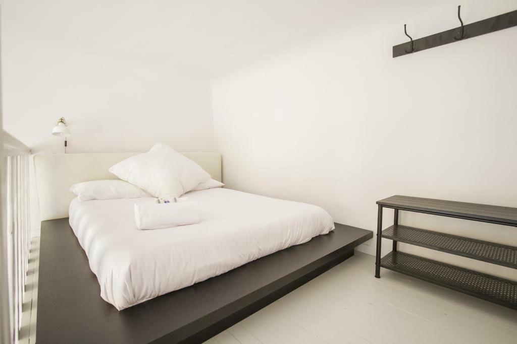 Apartamento Con Encanto En Sol-madrid#a Apartment