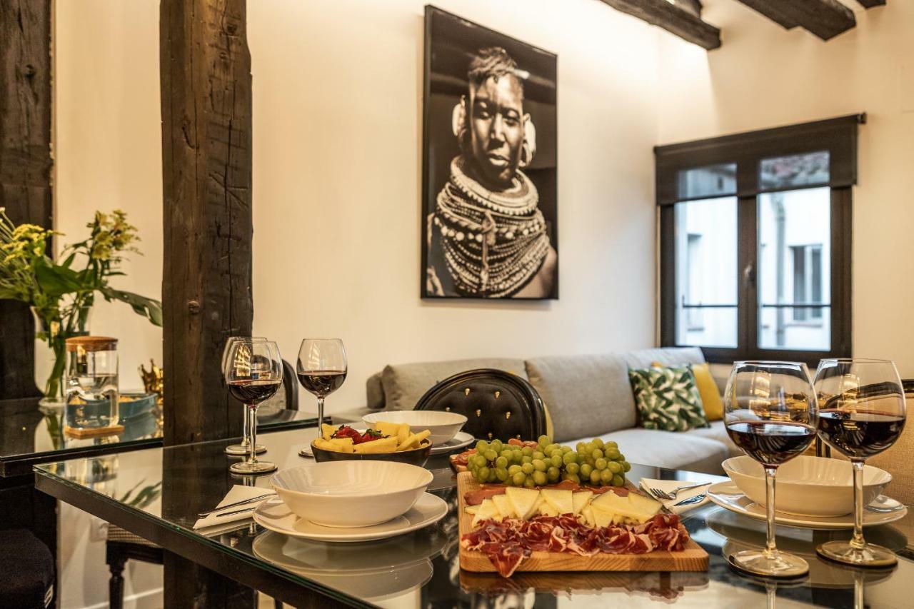 Waou Palace Es Mia - Corta Duracion Madrid