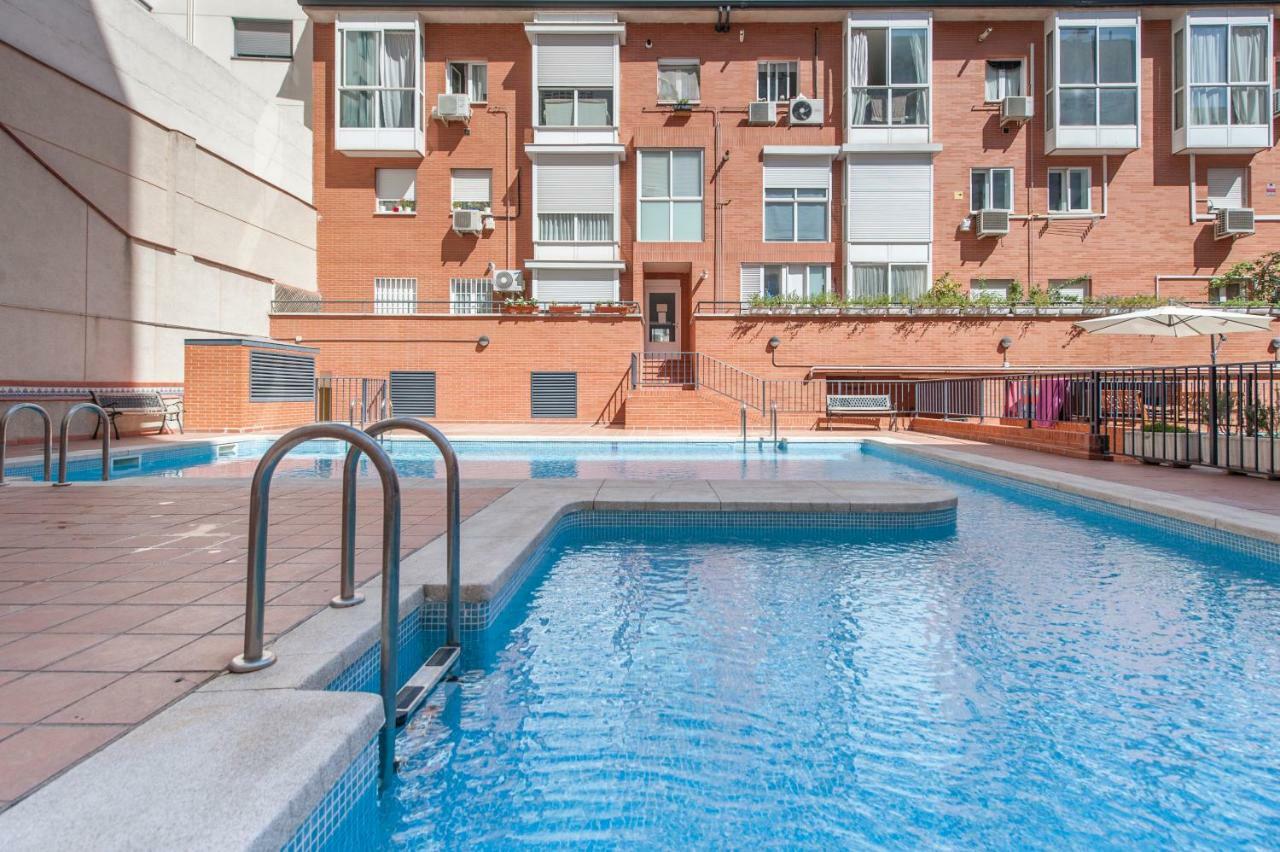 Super Duplex Ifema - Aeropuerto Apartment Madrid