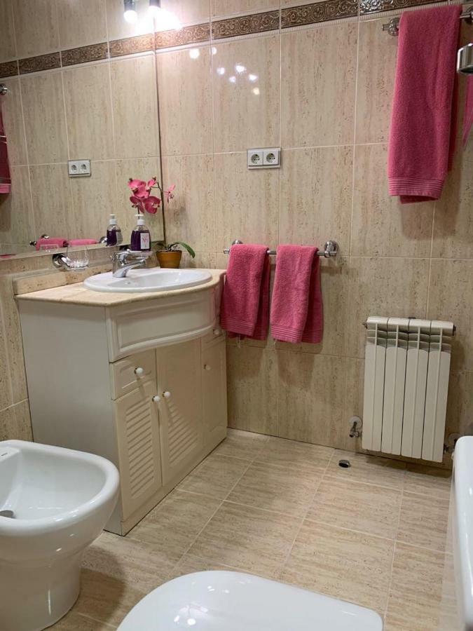 Acogedor Apartamento Muy Bien Conectado Y Equipado En Madrid