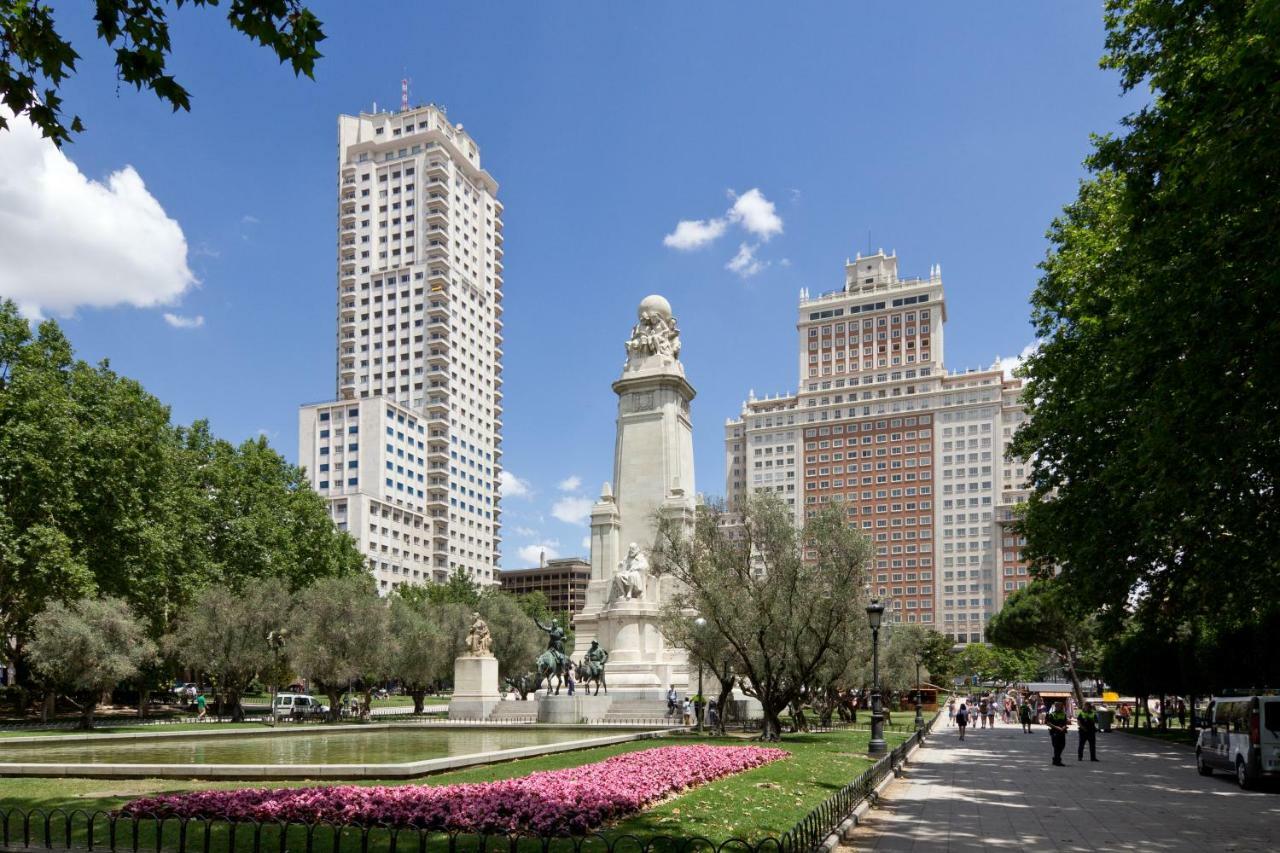 Triplex Debod Apartment Madrid