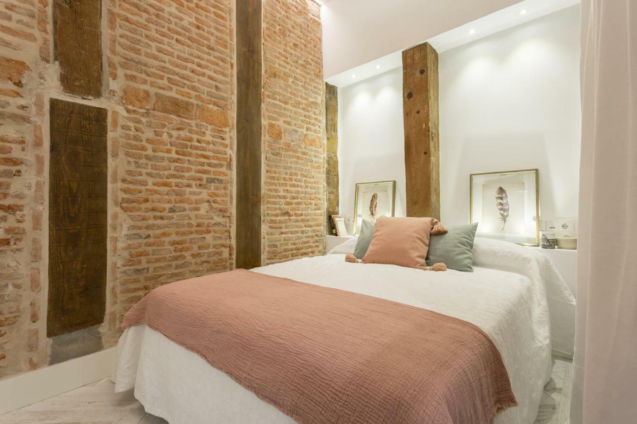 Latina Xiv Apartment *
