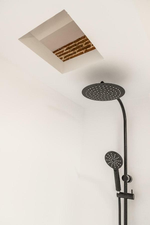 Bnbholder The Design Loft Chueca Lejlighed *