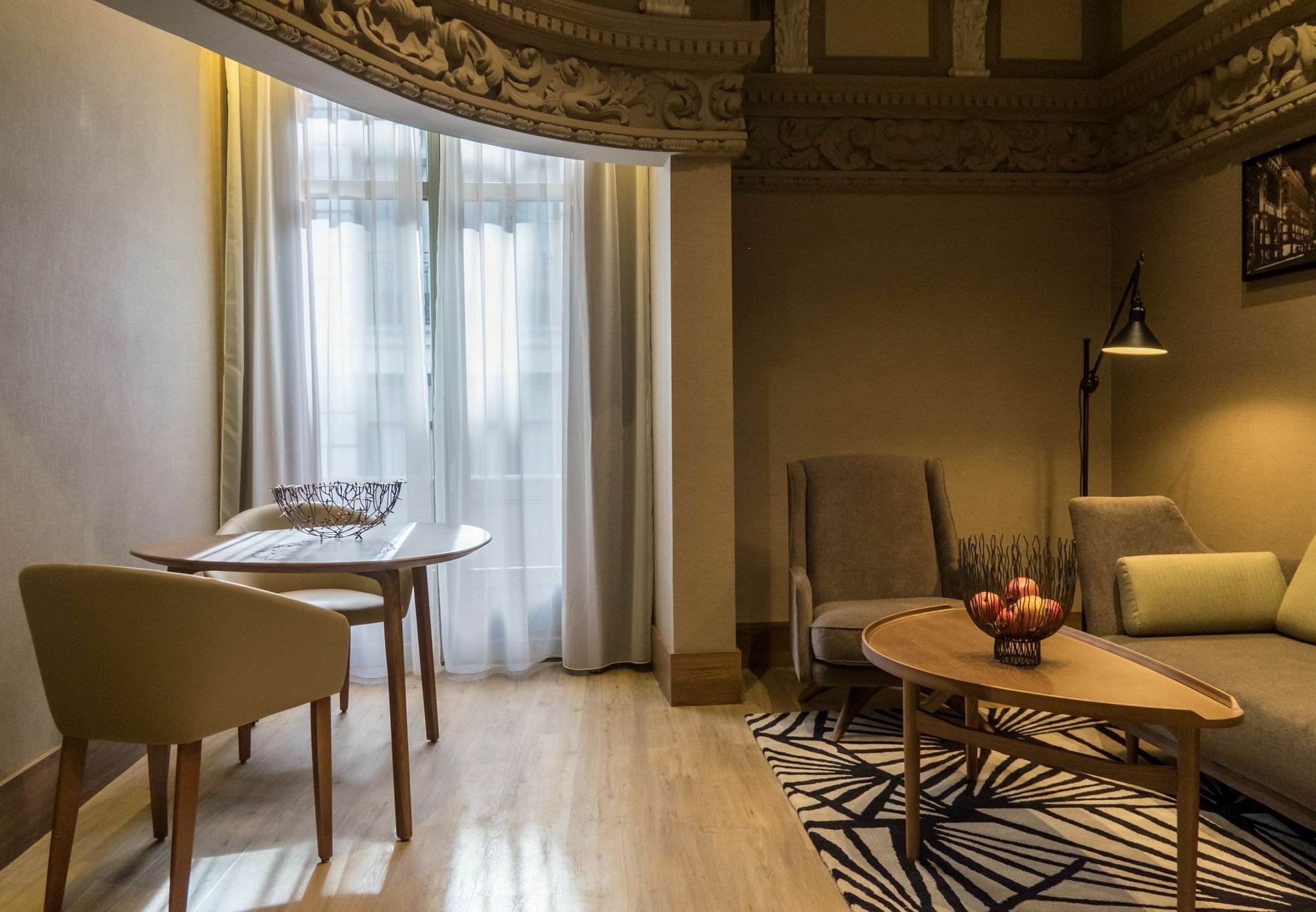 Circulo Gran Via, Autograph Collection (adults Only) 4*