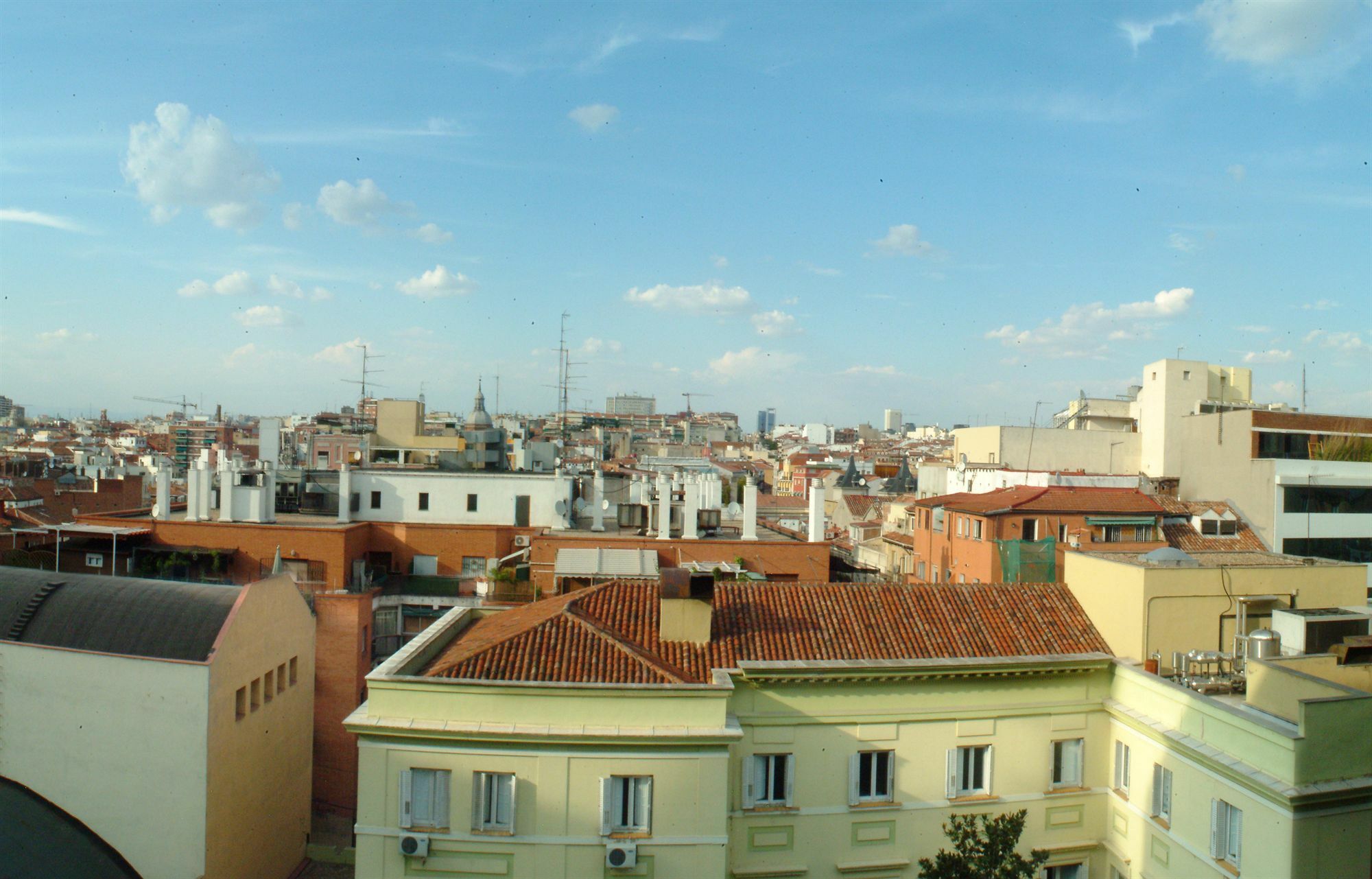 Santillan Guest house Madrid