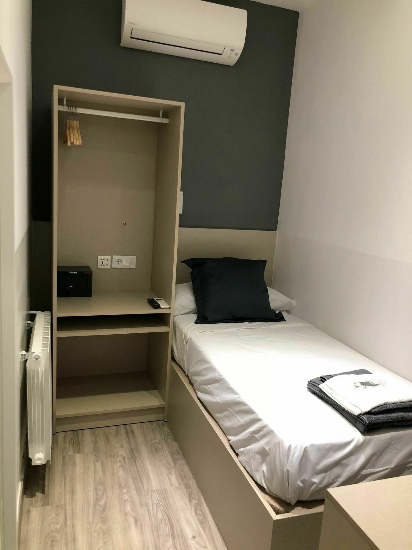 Hostalin Atocha Guest house