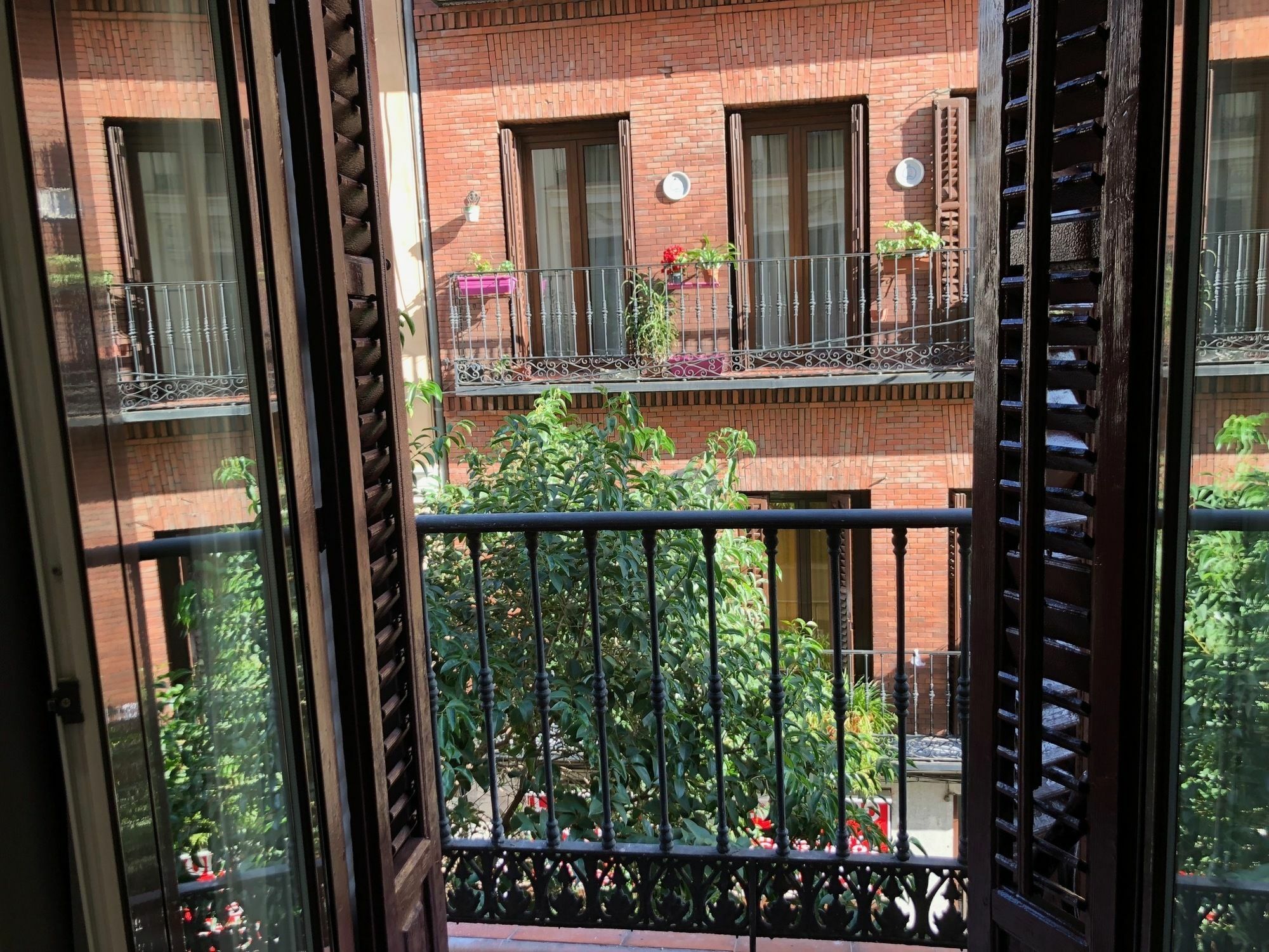 Hostalin Atocha Guest house 2*