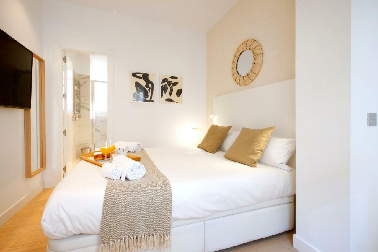 Apartment Principe Letras By Madflats Collection