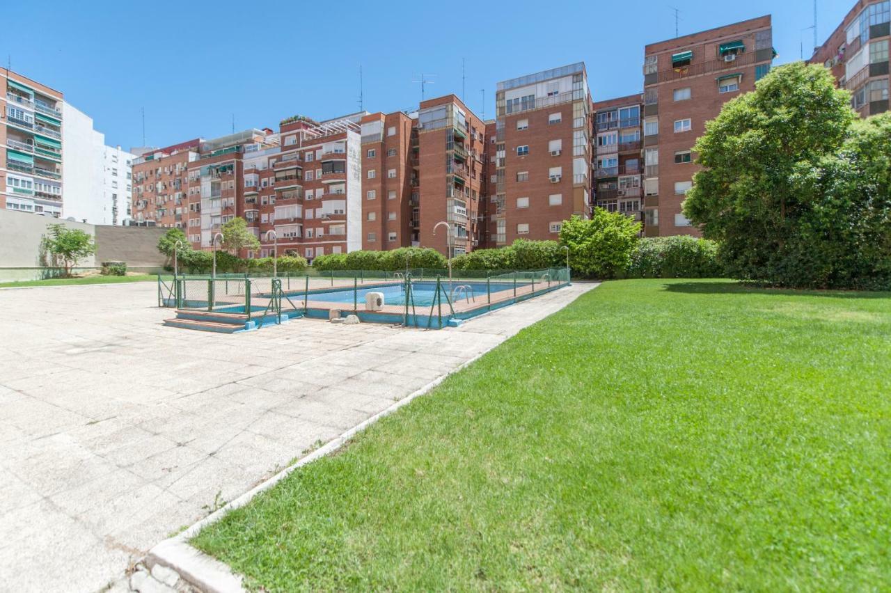 Chic Apartament Retiro Park I - Swimming Pool - Elevenhost * Madrid