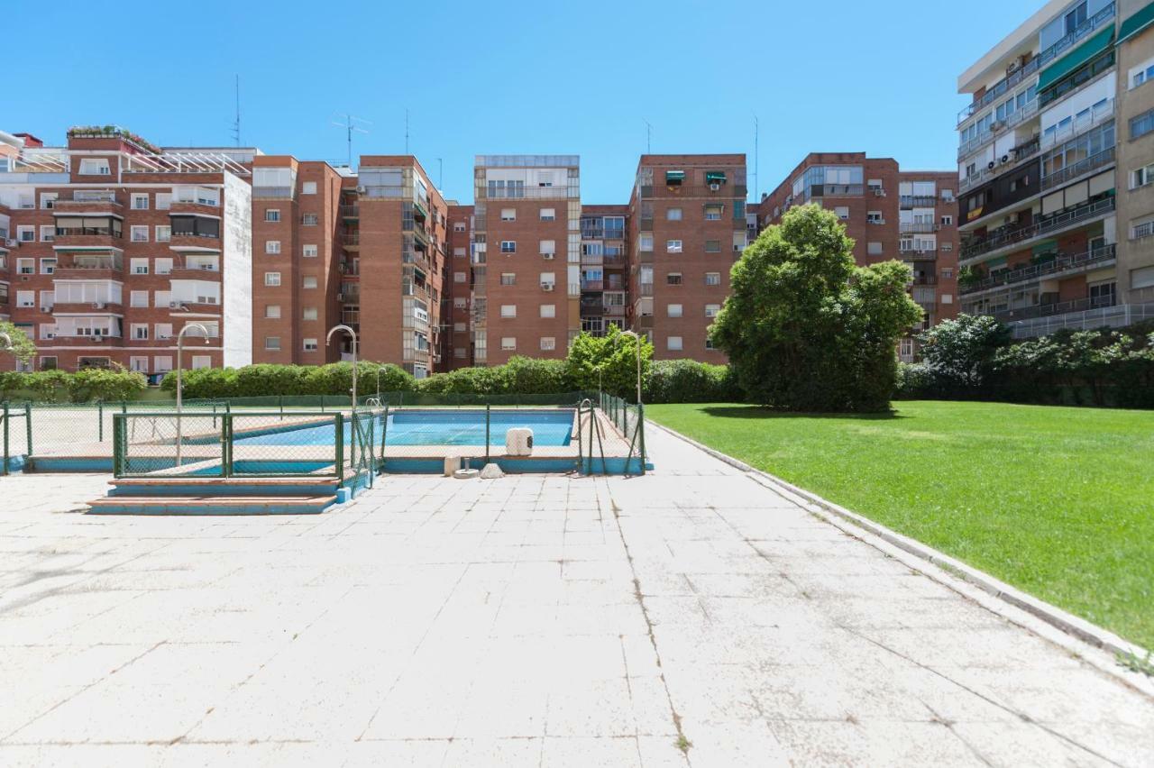 Apartment Chic Apartament Retiro Park I - Swimming Pool - Elevenhost *