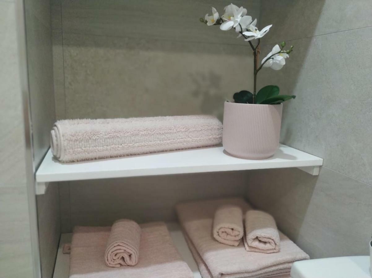 Apartamento Valderribas, Barrio De Retiro, Lejlighed