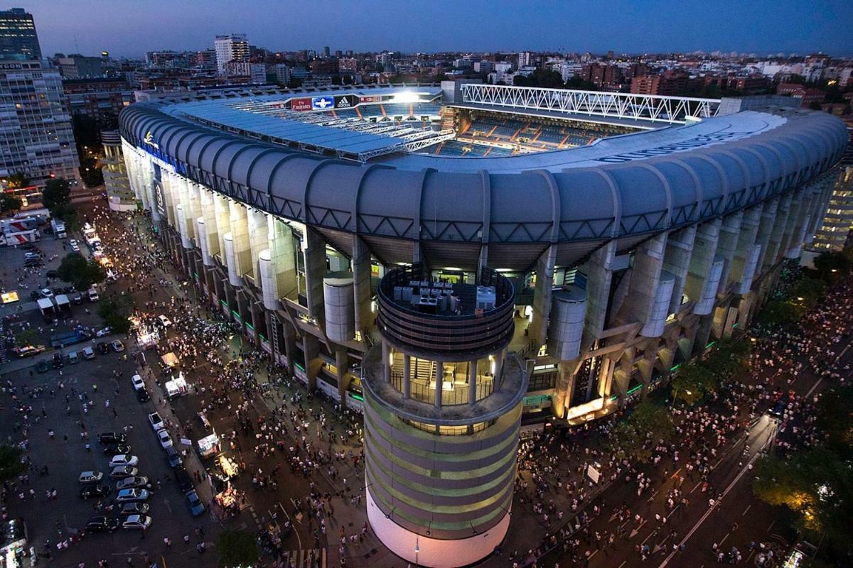 Near Real Stadium * Madri
