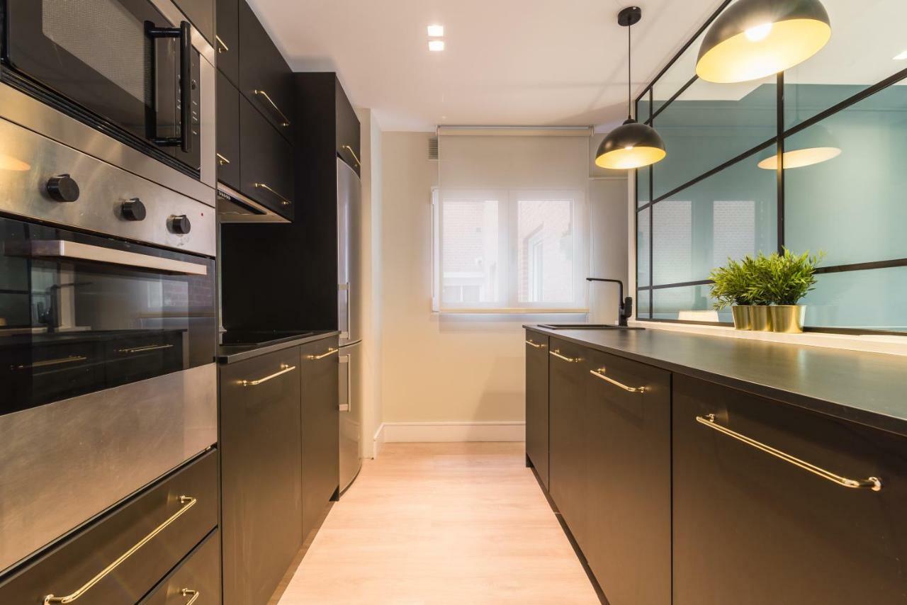 Comfort & Style In Madrid!!! 3bd 2bth+terrace Lejlighed *