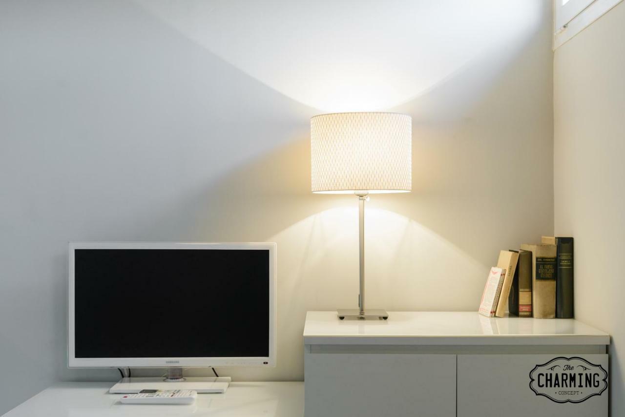 Charming Reina Sofia Apartment