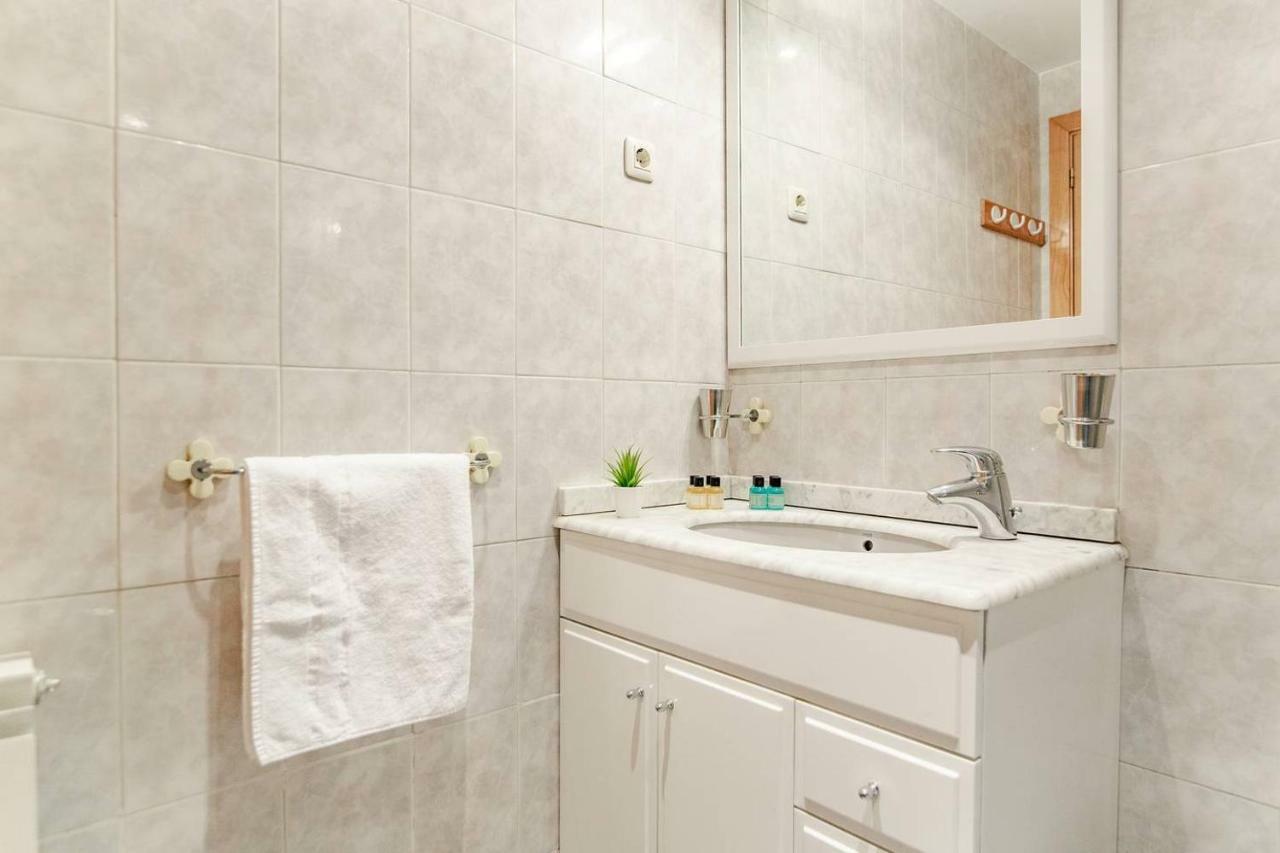 Bright Flat Parking/wanda Metropolitano/ Airport *
