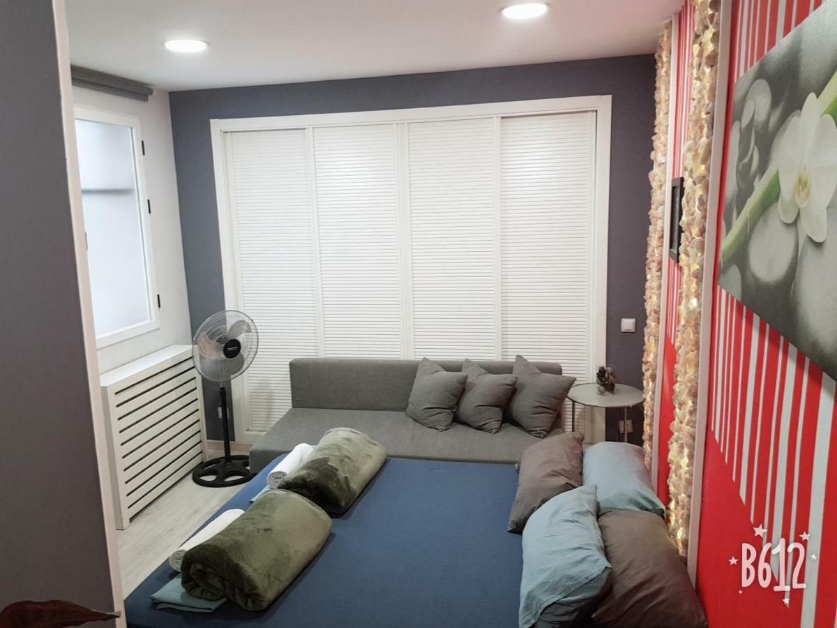 Homestay Parsa H Madrid