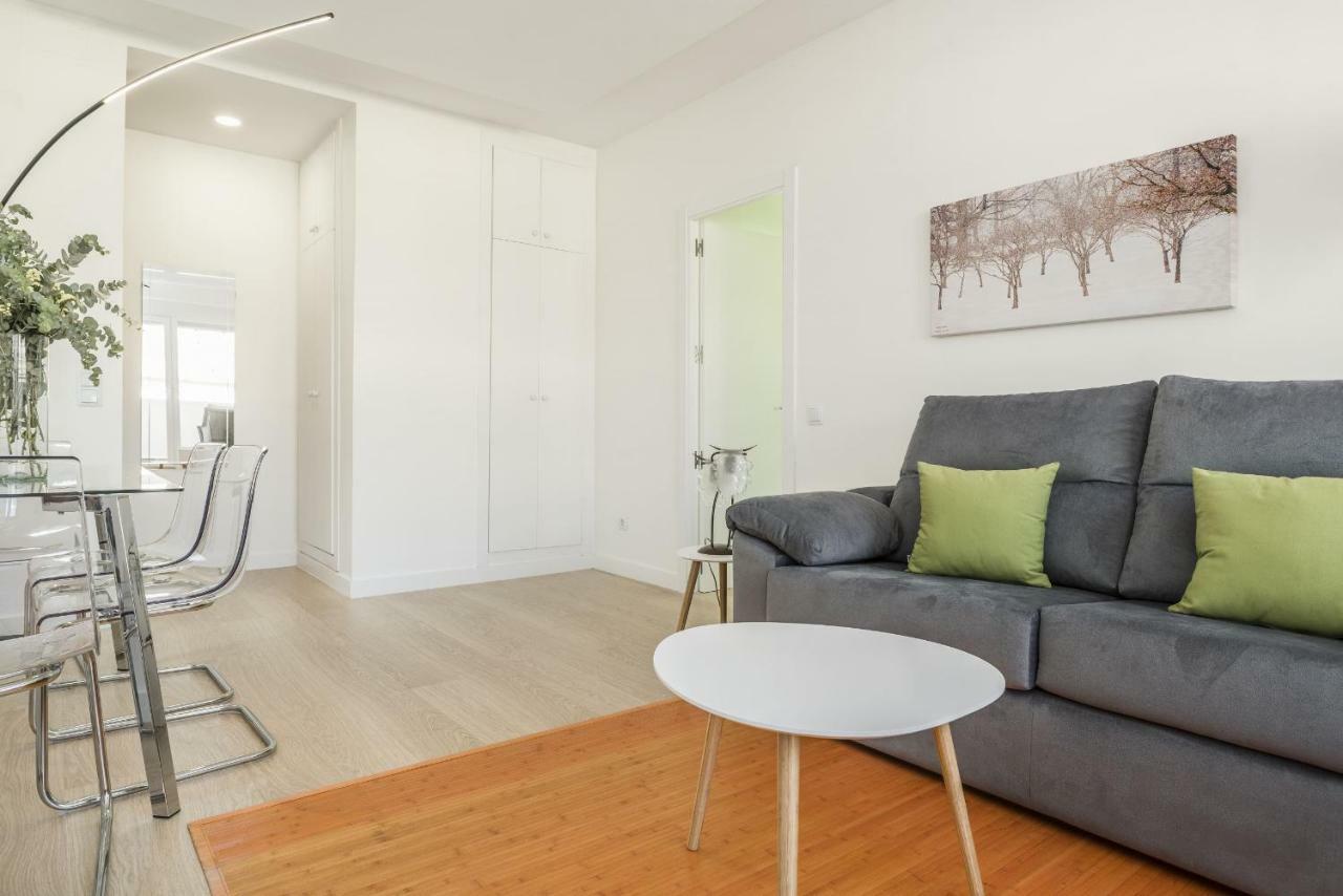 Bnbholder Stunning Terrace Centre Apartment