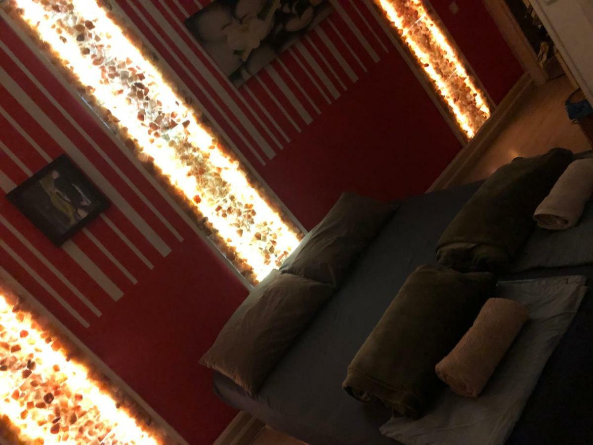 Parsa H Homestay Madrid