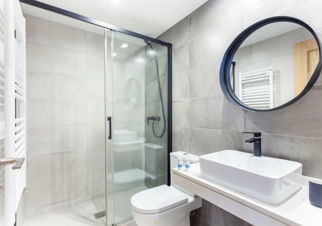 Apartment Friendly Patio Madrid