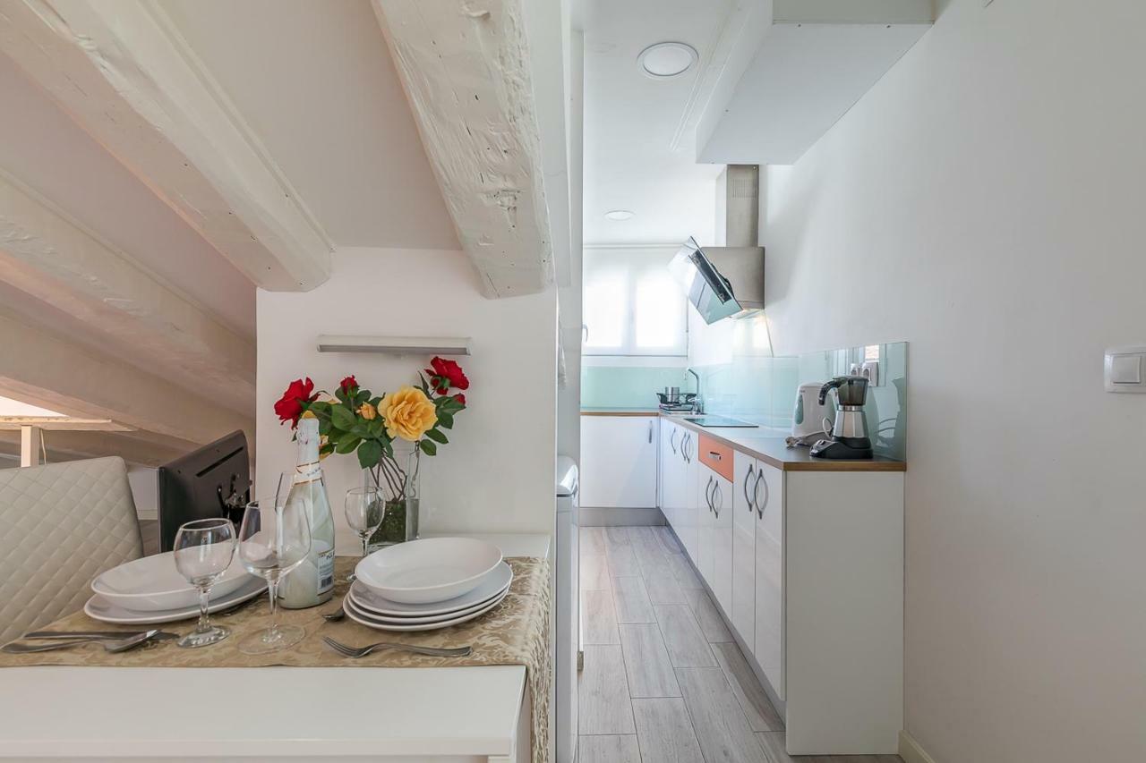 Atico En Puerta Del Sol Apartment Madrid