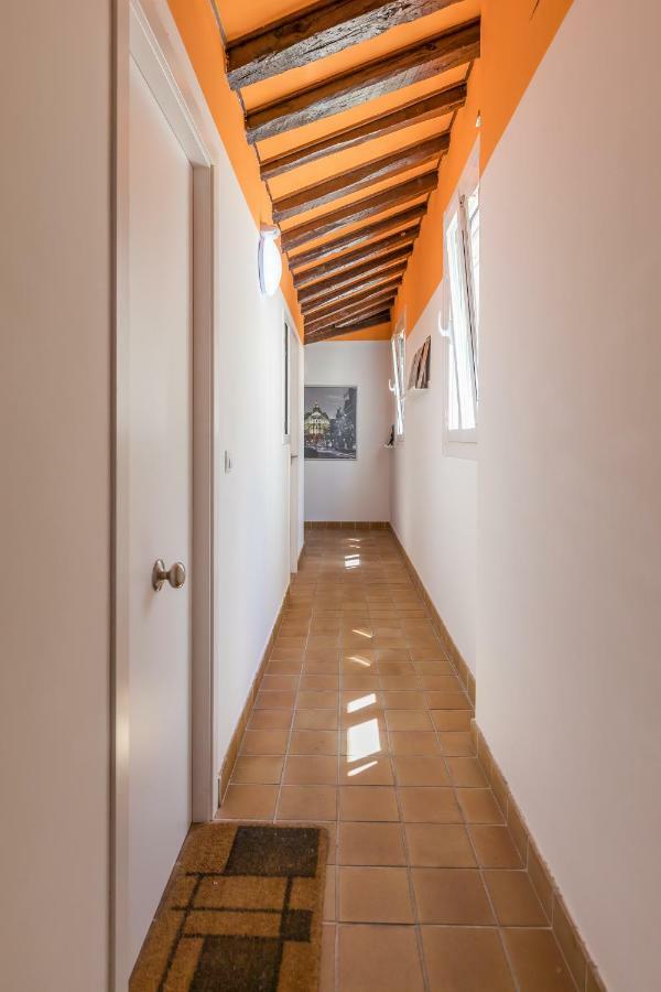 Atico En Puerta Del Sol Apartment *