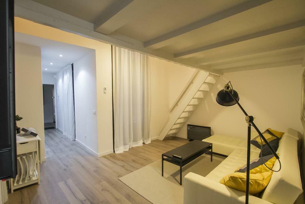 Apartamento Con Encanto En Sol-madrid#a Apartment Madrid