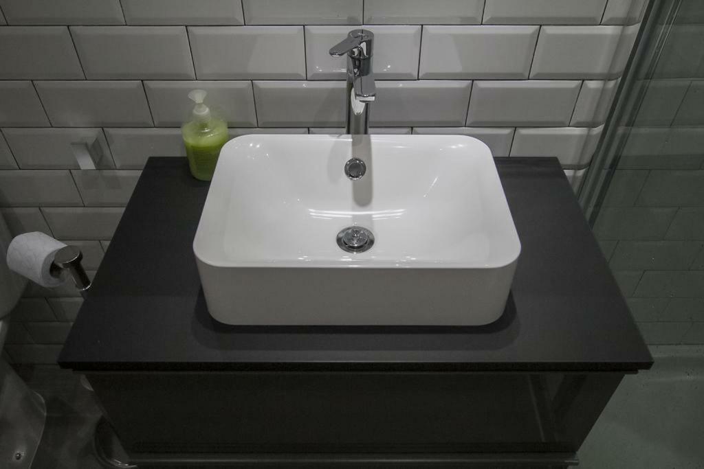 Apartamento Con Encanto En Sol-madrid#a Apartment *