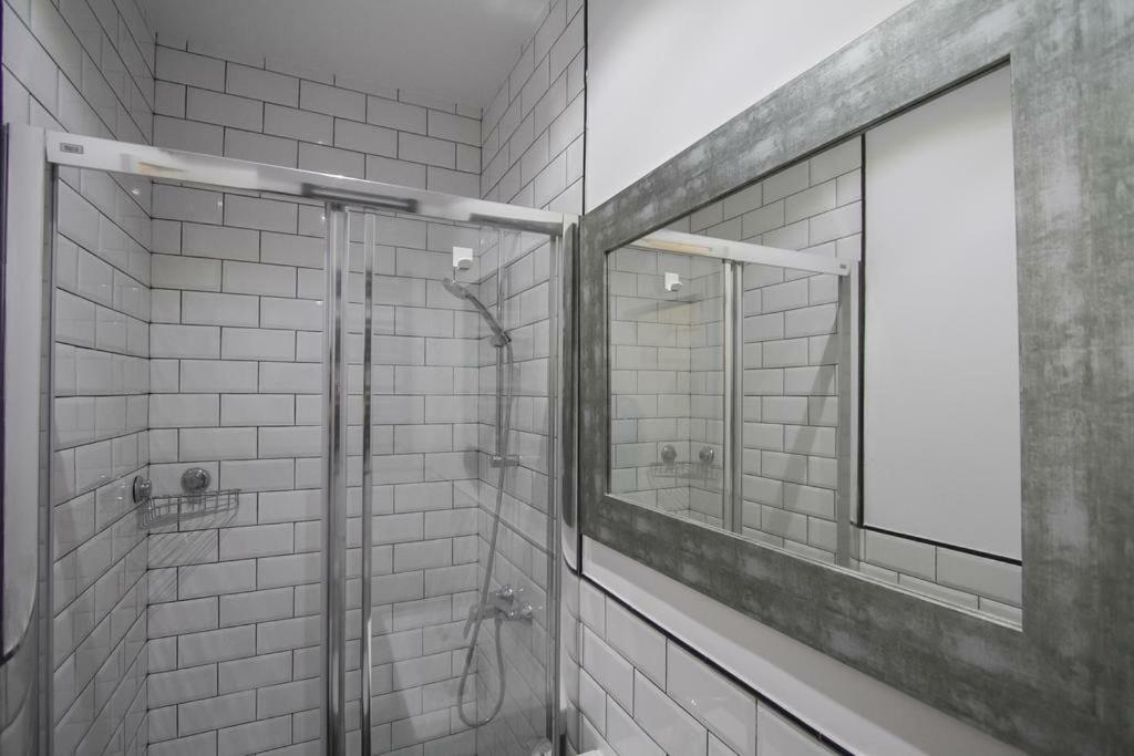 Apartamento Con Encanto En Sol-madrid#a Apartment