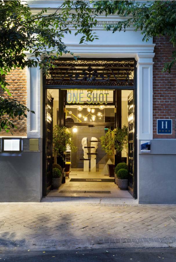 One Shot Fortuny 4*