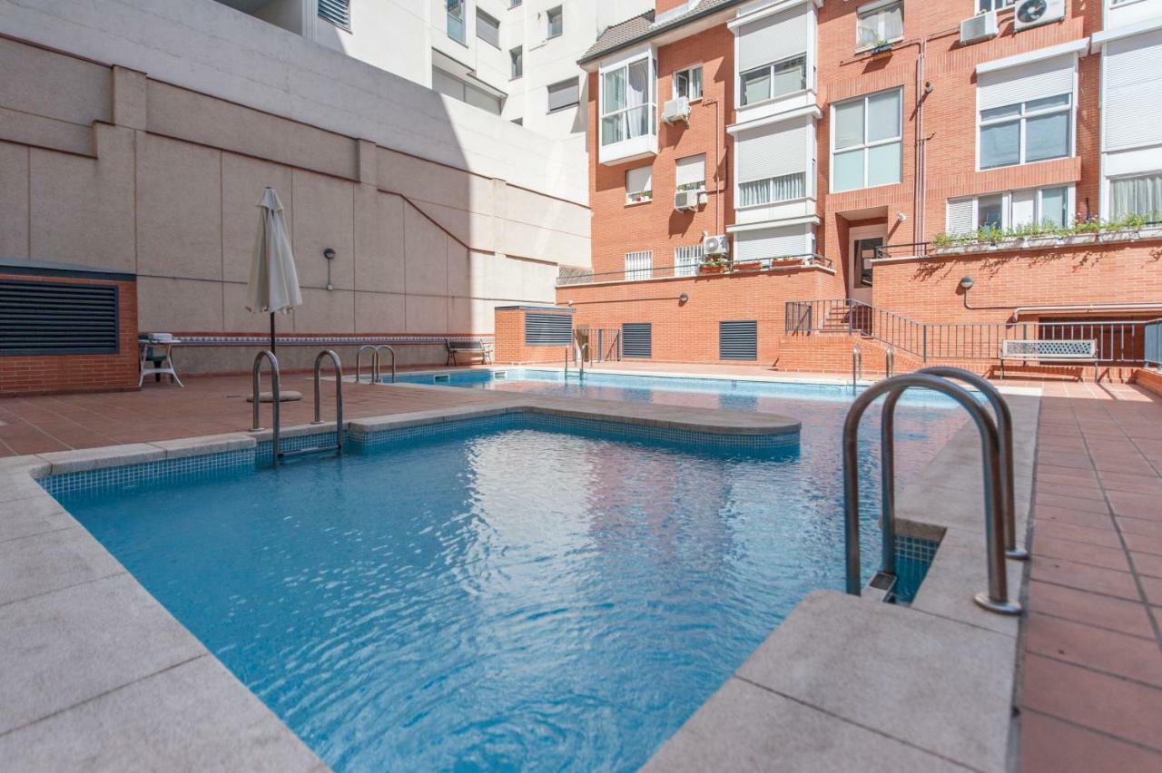 Super Duplex Ifema - Aeropuerto Apartment Madrid