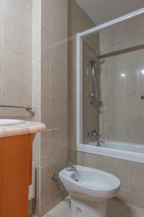 Super Duplex Ifema - Aeropuerto Apartment Madrid