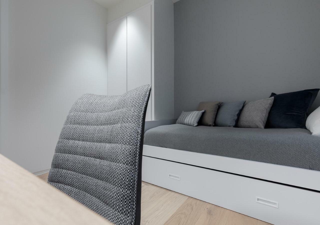Ruben Dario By Flatsweethome *