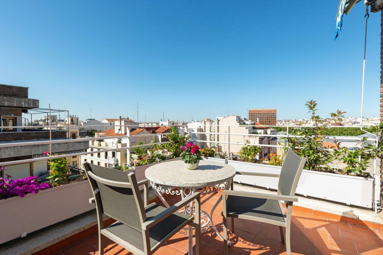 Apartment Jeronimos *