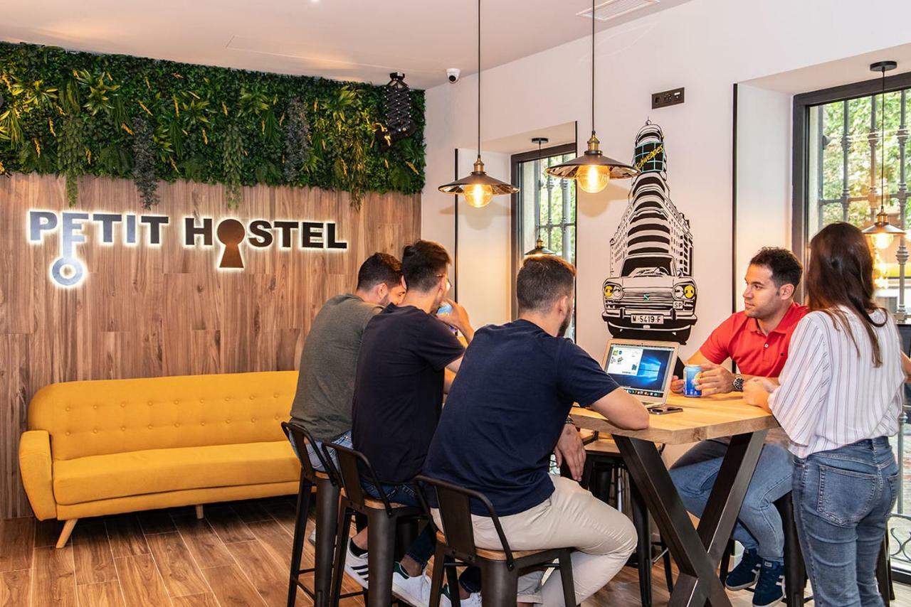 Petit La Latina (adults Only) Hostel