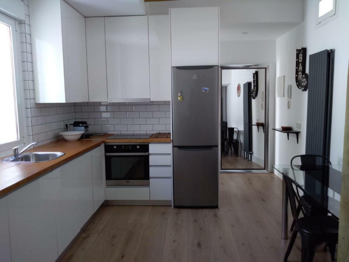 Apartment Great With Excellent Location