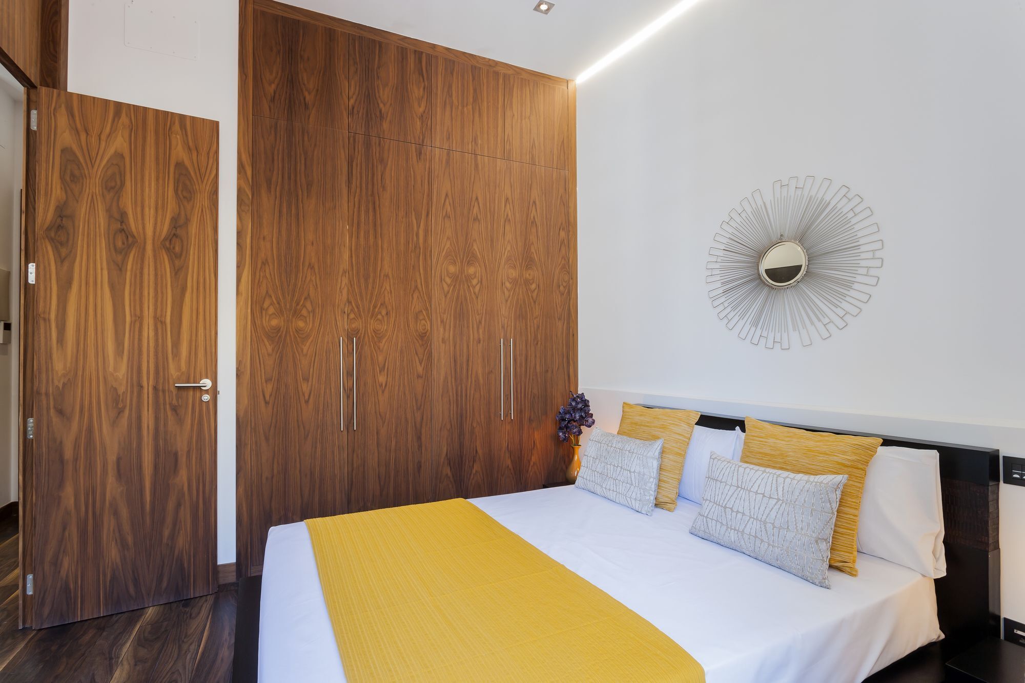 Apartment Dobo Gran Via *
